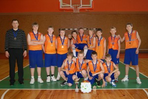 2010-2011 m. KKML 1998 m. grupė, II vieta. KM „Perkūnas“ 98. Treneris Modestas Bižys