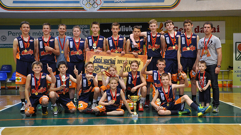 KM “Perkūnas” 2001 – KKML 2000 m. grupės čempionai (2014)