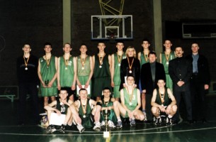 1999-2000 metų sezonas Kauno krepšinio mėgėjų lygos pirmenybės 1982-1983 m. gimusiųjų grupė. I-oji vieta “Perkūnas” trenerė Asta Lūžaitė